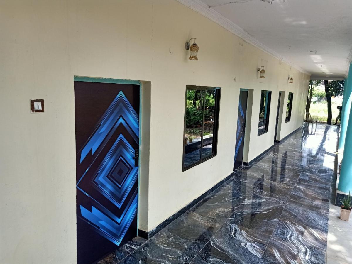 Hotel Green Park Jabalpur Exterior foto